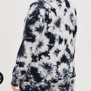 SLEEP SWEATSHIRT - DREAM FLEECE TIE DYE BLACK & WHITE